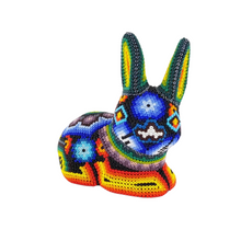 Cargar imagen en el visor de la galería, Conejo echado wixárika hecho de papel maché
