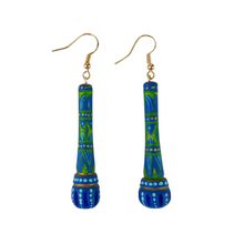 Cargar imagen en el visor de la galería, Arete molinillo de madera copal tallado y decorado a mano con flores o grecas