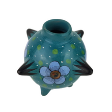 Cargar imagen en el visor de la galería, Piñata de barro bruñido pintada a mano