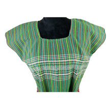 Cargar imagen en el visor de la galería, Blusa rayada, prenda fresca de algodón hecha en telar de pedal