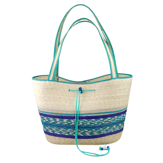 Bolsa recta de palma hecha en Jarácuaro, Michoacán