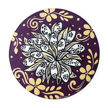 Cargar imagen en el visor de la galería, Espejo redondo chico de papel maché, pintado a mano