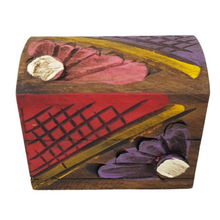 Cargar imagen en el visor de la galería, Cofre alhajero de madera tallada, hecho en Pátzcuaro, Michoacán