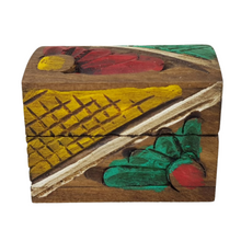 Cargar imagen en el visor de la galería, Cofre alhajero de madera tallada, hecho en Pátzcuaro, Michoacán