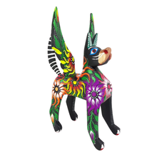 Cargar imagen en el visor de la galería, Alebrije oaxaqueño grande, perro con alas de madera copal