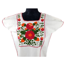 Cargar imagen en el visor de la galería, Blusa Amuzgo de manta con bordados tradicionales