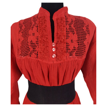 Cargar imagen en el visor de la galería, Vestido fresco de manta ligera, decorado al pecho con bordado San Antonino y manga