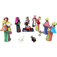 Cargar imagen en el visor de la galería, Nacimiento de barro betus