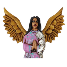 Cargar imagen en el visor de la galería, Angelito mini de madera decorado con milagritos