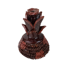 Cargar imagen en el visor de la galería, Piña mini decorada con la técnica de barro vidriado