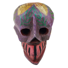 Cargar imagen en el visor de la galería, Cráneo purépecha tallado en madera de pino decorado a mano