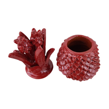 Cargar imagen en el visor de la galería, Piña mini decorada con la técnica de barro vidriado