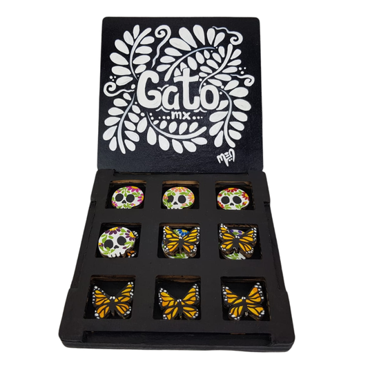 Juego gato, elaborado en papel maché