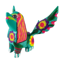 Cargar imagen en el visor de la galería, Alebrije oaxaqueño mediano, con forma de perro con alas, de madera de copal