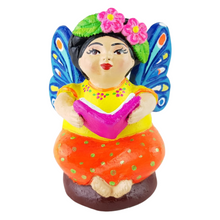 Cargar imagen en el visor de la galería, Muñequita mariposa lectora hecha de barro policromado frío