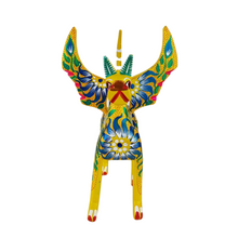 Cargar imagen en el visor de la galería, Alebrije oaxaqueño grande, perro con alas de madera copal