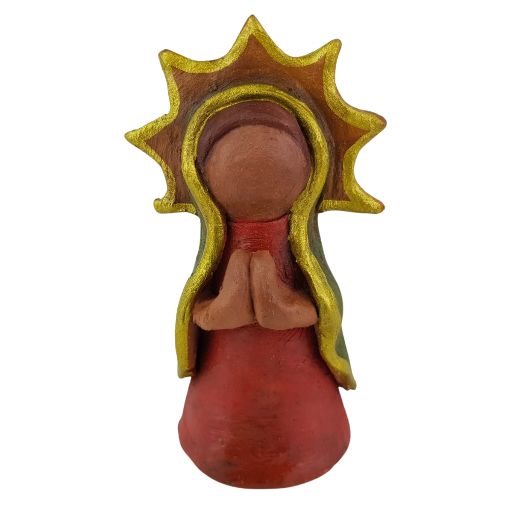 Virgen de Guadalupe elaborada con la técnica de barro policromado