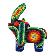 Cargar imagen en el visor de la galería, Elefante mini decorado con motivos wixárica