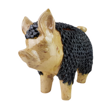 Cargar imagen en el visor de la galería, Alcancía en forma cerdito elaborada a mano con la técnica de barro vidriado