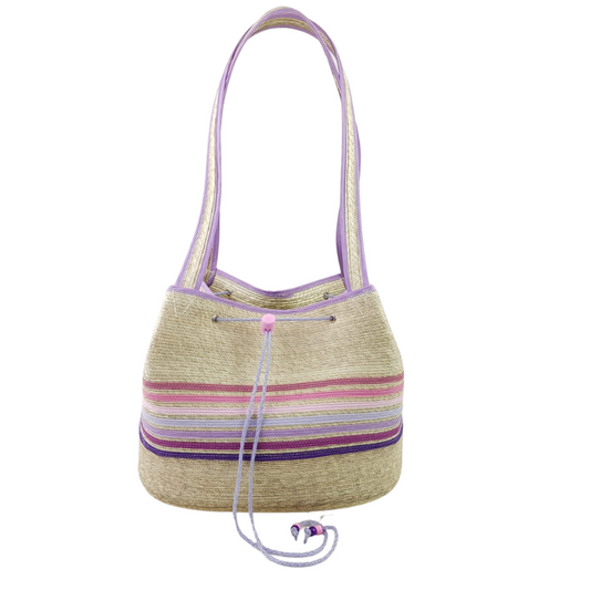 Bolsa redonda de palma, hecha en Jarácuaro, Michoacán