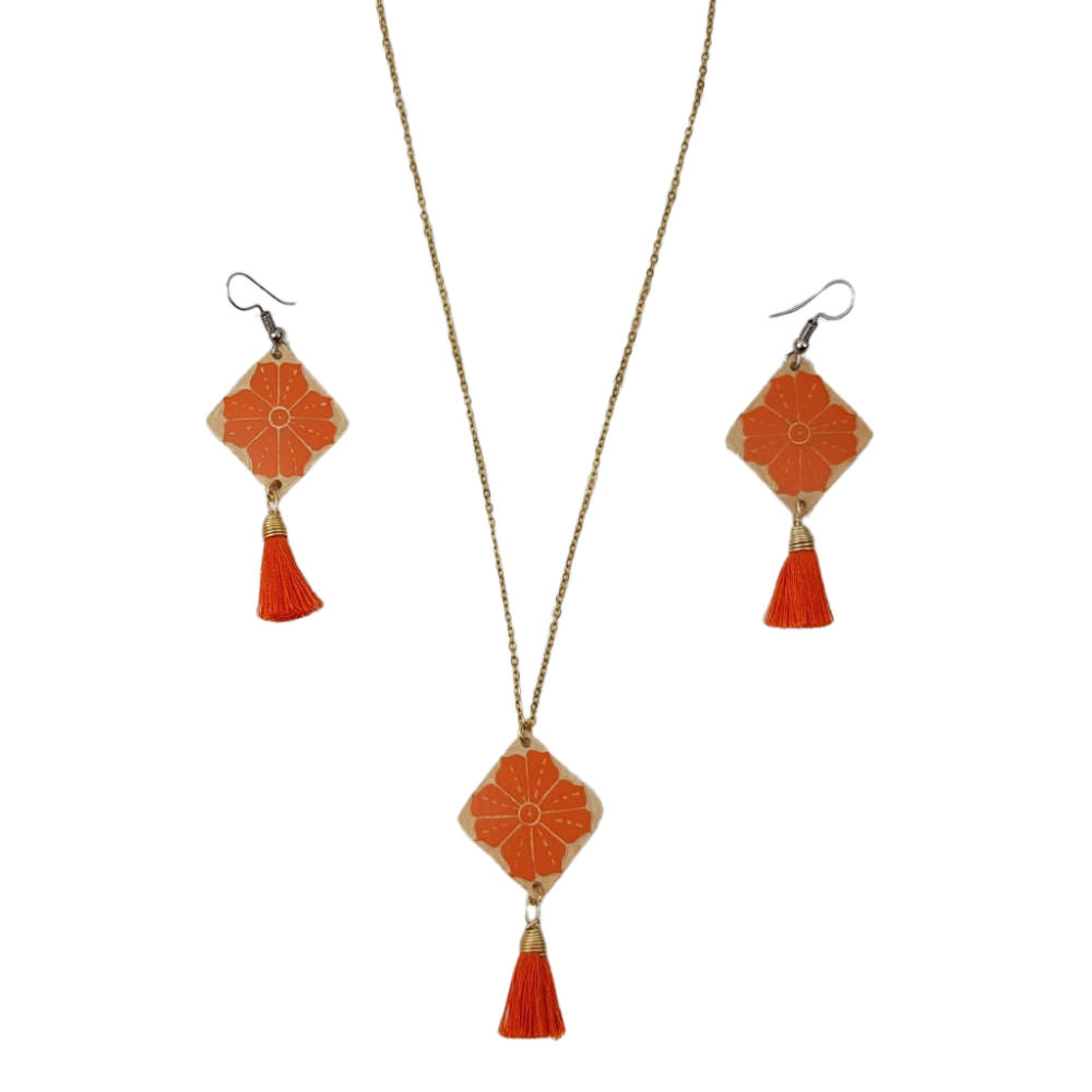 Juego de bisutería de jícara tallada de Oaxaca