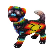 Cargar imagen en el visor de la galería, Perro chihuahua decorado con motivos Wixárika
