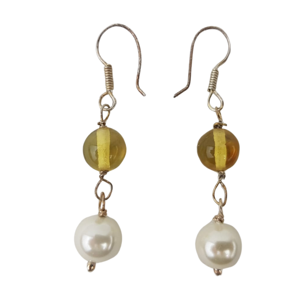 Arete con resina de ámbar