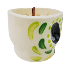 Cargar imagen en el visor de la galería, Veladora aromática en taza de cerámica con forma de calaverita, hecha en Guadalajara, Jalisco
