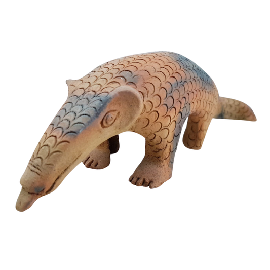 Pangolín de alfarería prehispánica