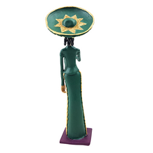 Cargar imagen en el visor de la galería, Catrina cantante mariachi, figura decorativa de barro elaborada en Capula
