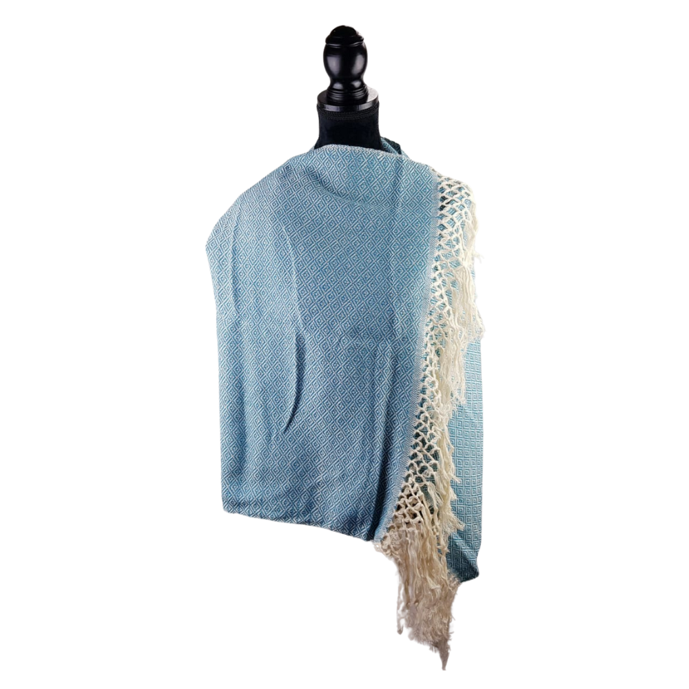 Rebozo mexicano de rombos elaborado con hilo de algodón