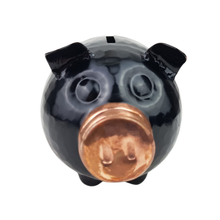 Cargar imagen en el visor de la galería, Alcancía de cobre en forma de puerquito decorada a mano