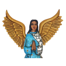 Cargar imagen en el visor de la galería, Angelito de madera decorado con milagritos