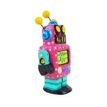 Cargar imagen en el visor de la galería, Robot mini con partes móviles elaborado en barro policromado frío