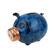 Cargar imagen en el visor de la galería, Alcancía de cobre en forma de puerquito decorada a mano