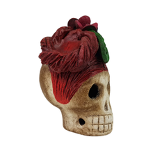 Cargar imagen en el visor de la galería, Cabeza de catrina de barro Chihipa chica