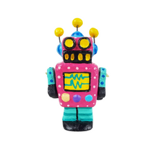 Cargar imagen en el visor de la galería, Robot mini con partes móviles elaborado en barro policromado frío
