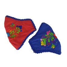 Cargar imagen en el visor de la galería, Cubrebocas con bordado San Antonino decorado con tejido de gancho, elegante, fresco y ligero