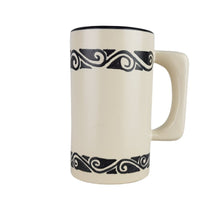 Cargar imagen en el visor de la galería, Taza alta de alta temperatura decorada con patrones lineales