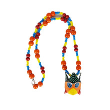 Cargar imagen en el visor de la galería, Collar de máscara miniatura del baile de los Morenos, tallada y decorada a mano