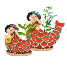 Cargar imagen en el visor de la galería, Maceta sirena mexicana con escamas frutales, figura de barro de Tlaquepaque Jalisco