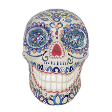 Cargar imagen en el visor de la galería, Cráneo grande de cerámica Servín decorado a mano con mandalas