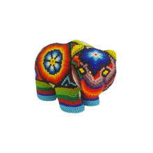 Cargar imagen en el visor de la galería, oso de papel maché Wixárica