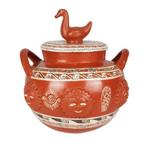 Cargar imagen en el visor de la galería, Olla de soles de barro bruñido decorado a mano con motivos prehispánicos