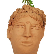 Cargar imagen en el visor de la galería, Maceta Teresita, rostro de mujer con trenza tamaño grande