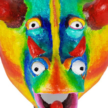 Cargar imagen en el visor de la galería, Máscara elaborado en barro policromado frío