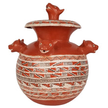 Cargar imagen en el visor de la galería, Olla con cabezas de zorritas de barro bruñido decorado a mano con motivos prehispánicos