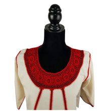 Cargar imagen en el visor de la galería, Blusa huipil tejida a mano color crudo, de San Juan del Río, Oaxaca
