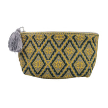 Cargar imagen en el visor de la galería, Bolsa cosmetiquera de algodón tejida en telar de cintura en Larráinzar