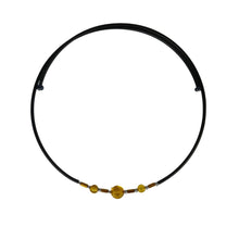 Cargar imagen en el visor de la galería, gargantilla de caucho con piedra natural ámbar